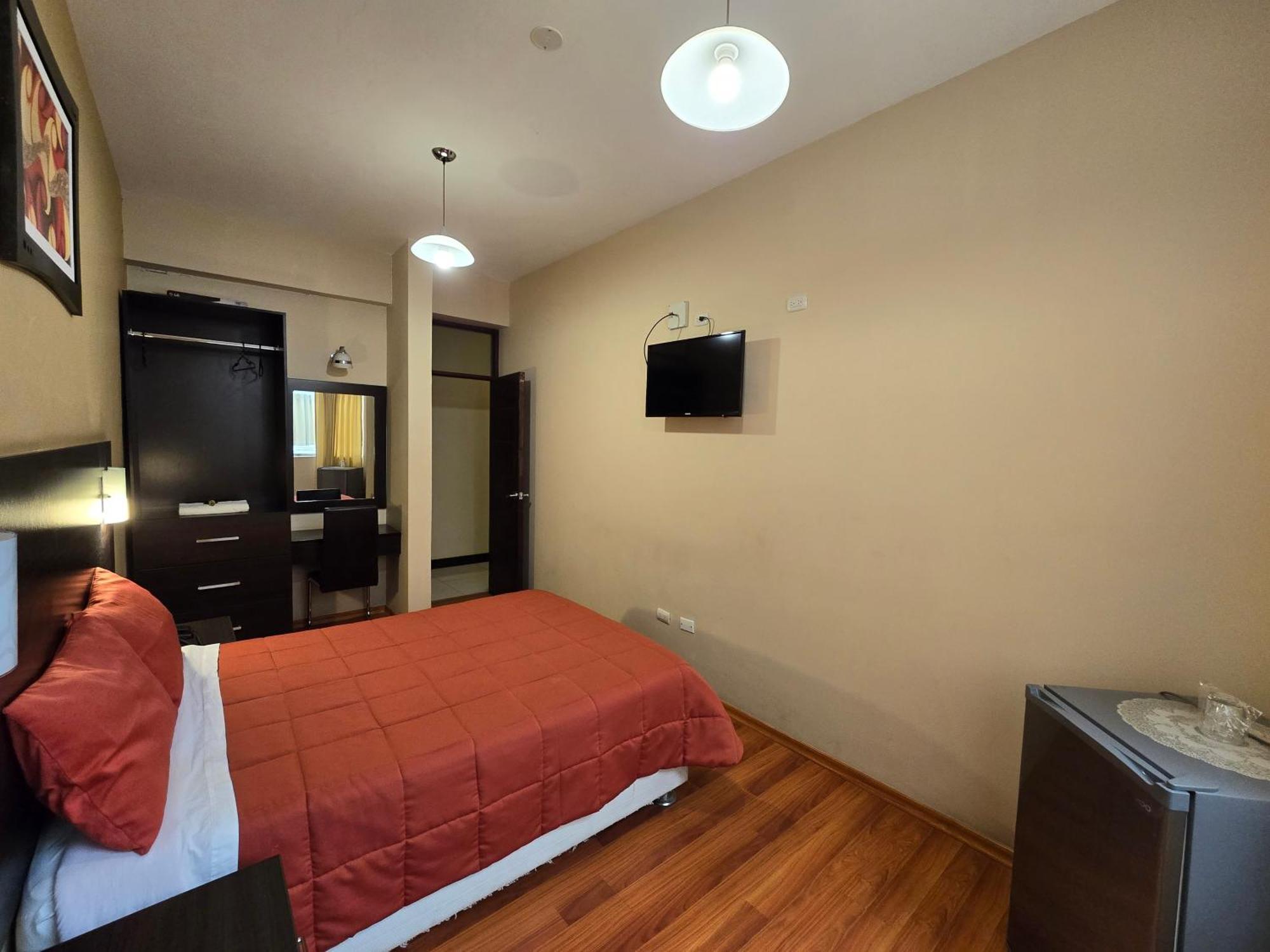 Pacific Suites Hotel Такна Экстерьер фото